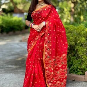 বুটিক্স শাড়ি