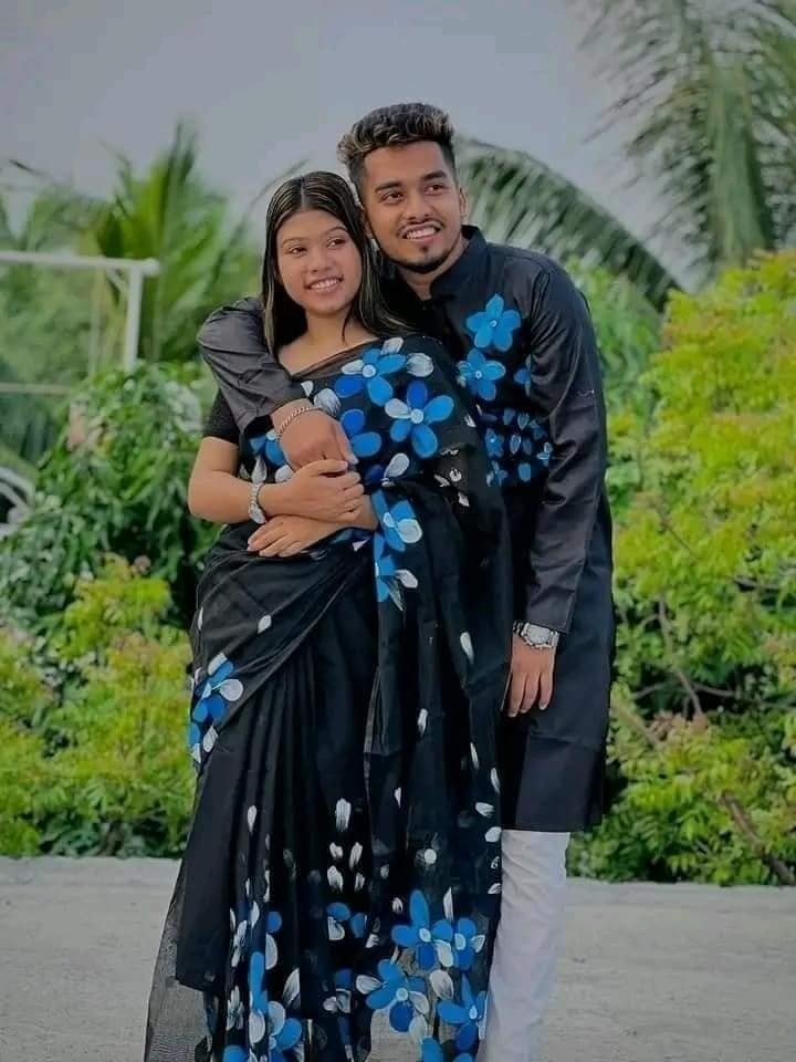 কাপল ড্রেস