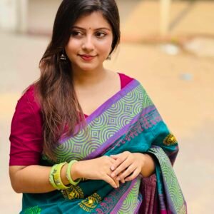 বুটিক্স শাড়ি